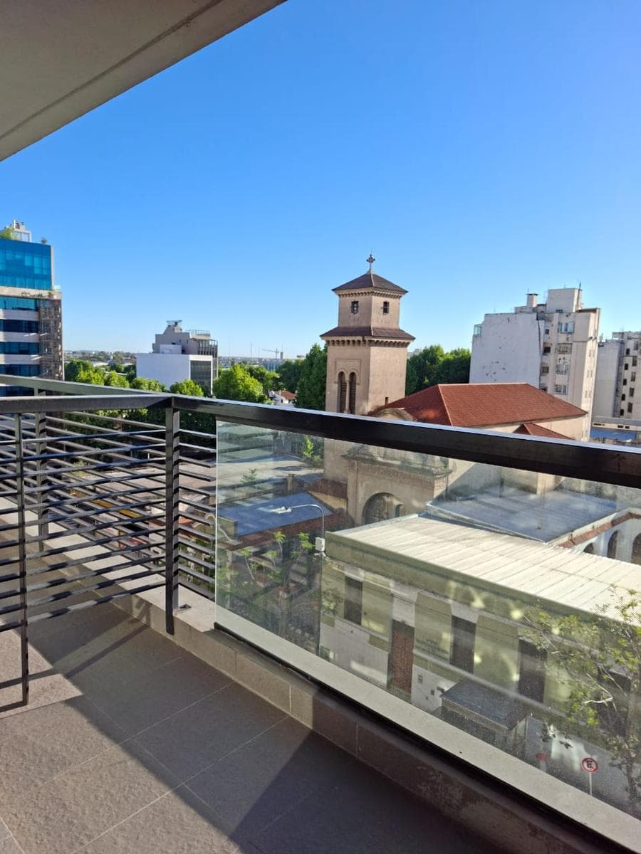 Oficina en Parque Patricios - 1