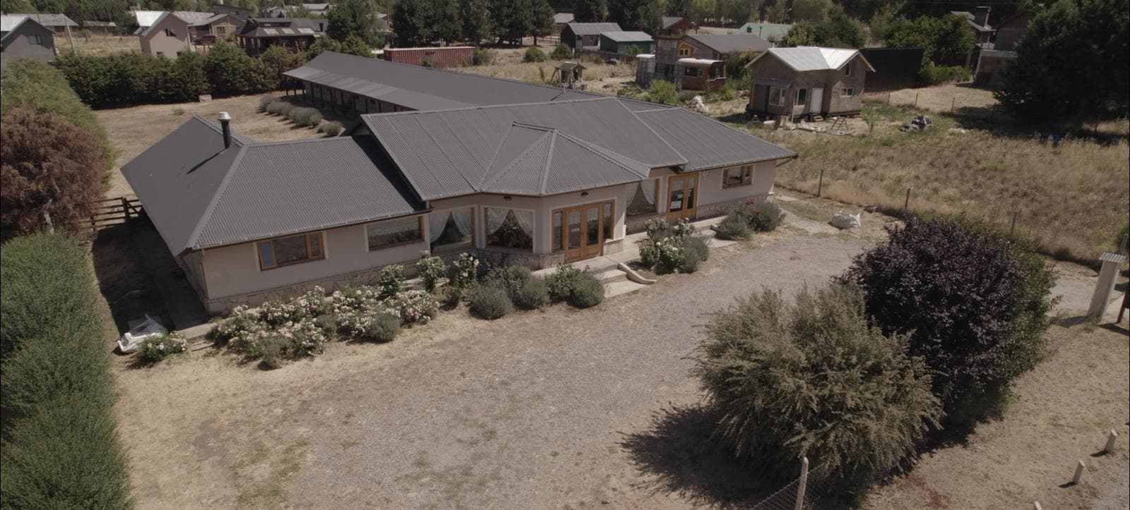 VENTA HOSTERÍA JUNÍN DE LOS ANDES - 1