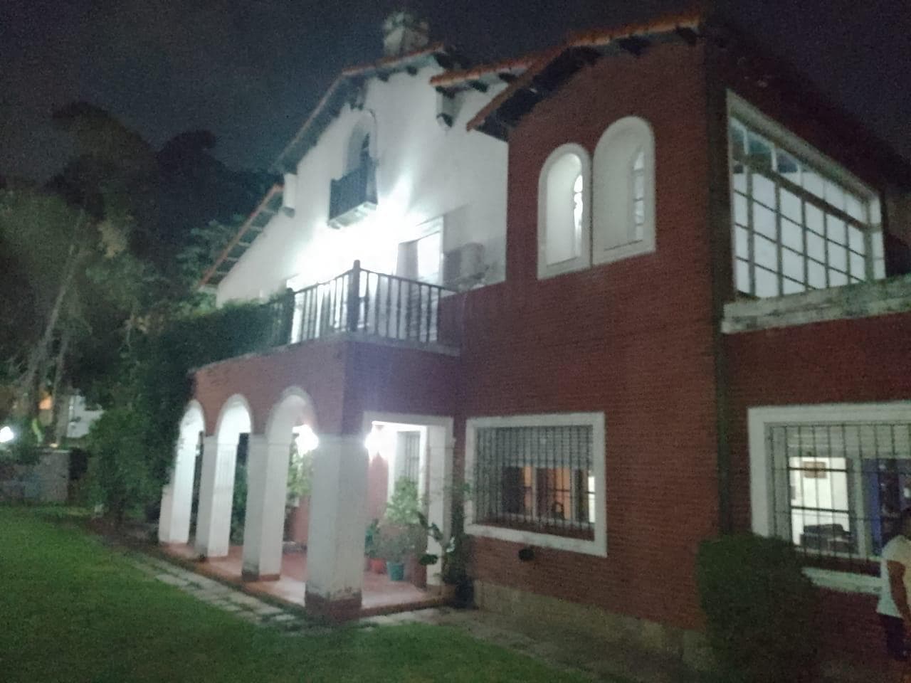 Casa / Terreno Único en Venta – La Lucila – 800 m² - 1