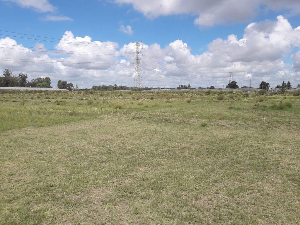 Terreno en venta- Melchor Romero - 1