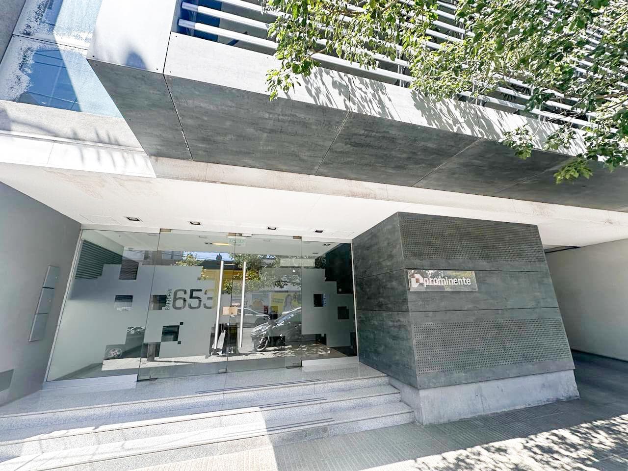 Alquiler de Oficina Amoblada en Baigorri 653, con SUM - 1