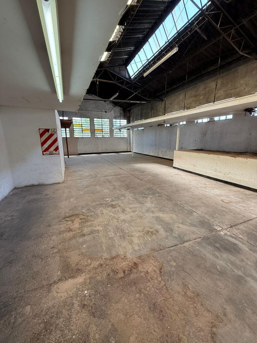 Depósito en Floresta - 1