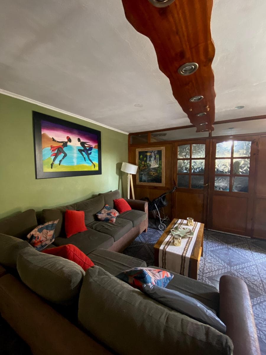 Casa en venta - Arguello - 1