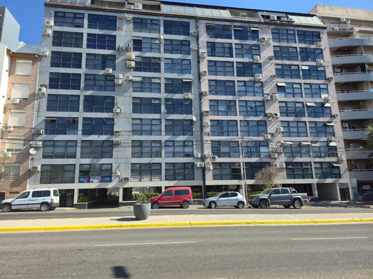 Oficina en Neuquen - 1