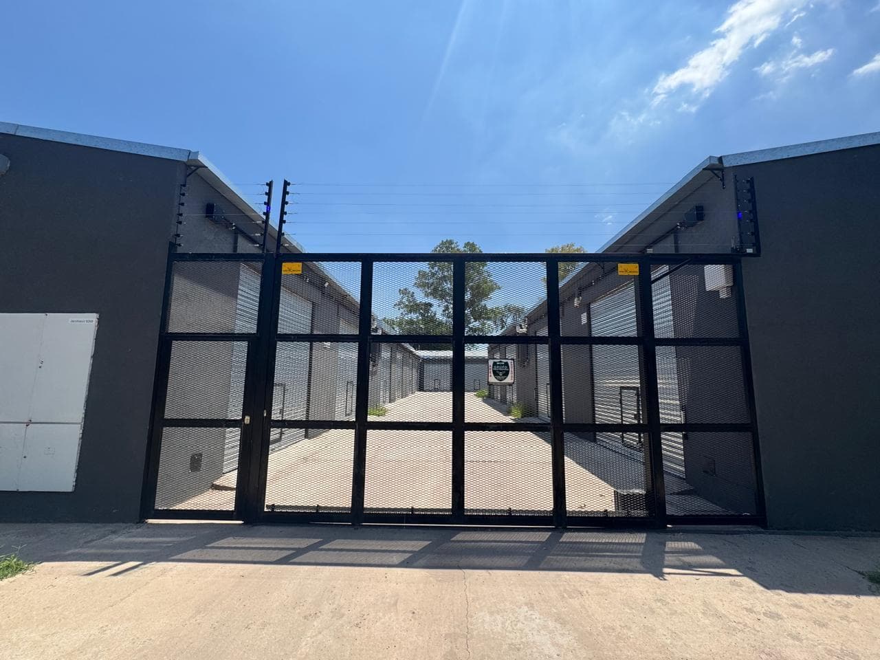 Galpón / Depósito de 30m2 en Fisherton - VENTA - 1