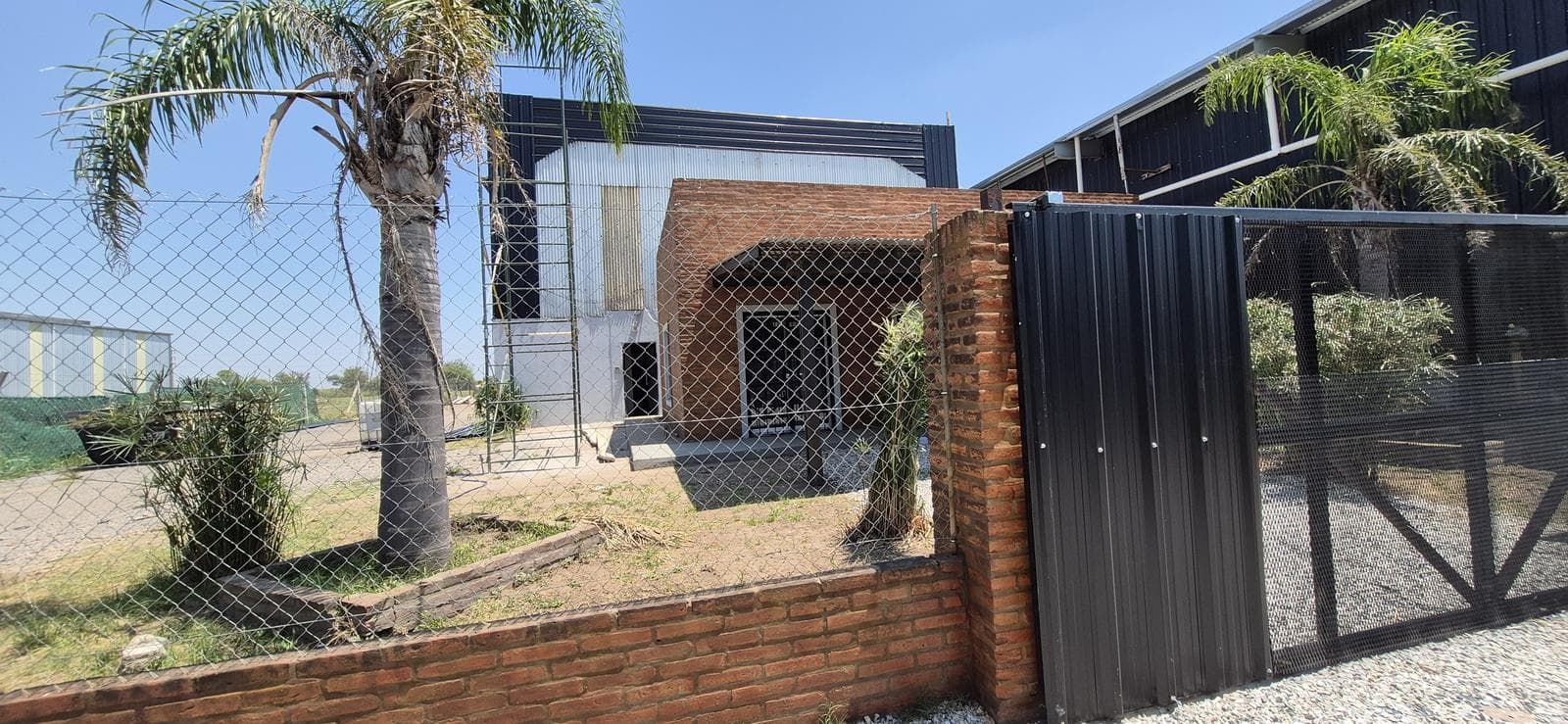 Nave Industrial en Alvear - Fundicion - Todos los servicios - Metalurgica - 1