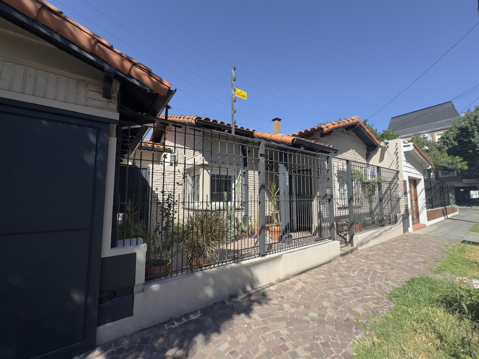 CASA VENTA OLIVOS 4 AMBIENTES - 1