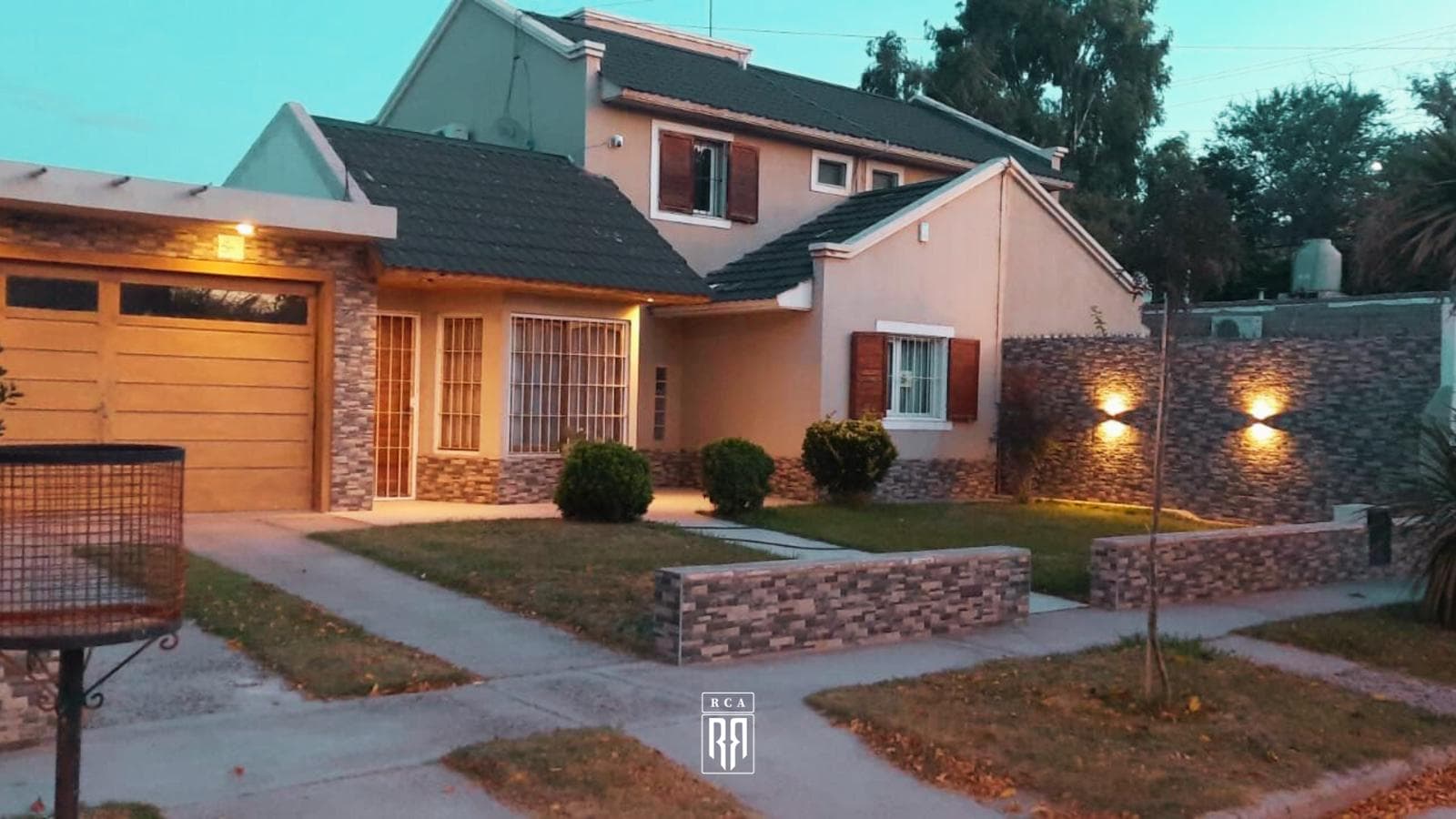 CASA APTA ACREDITO - CENTENARIO - 1