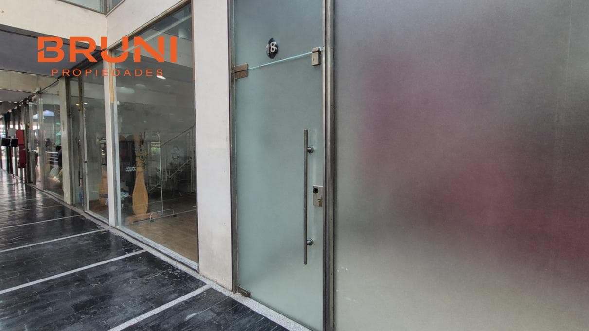 Venta Local en Caballito, Capital Federal. - 1