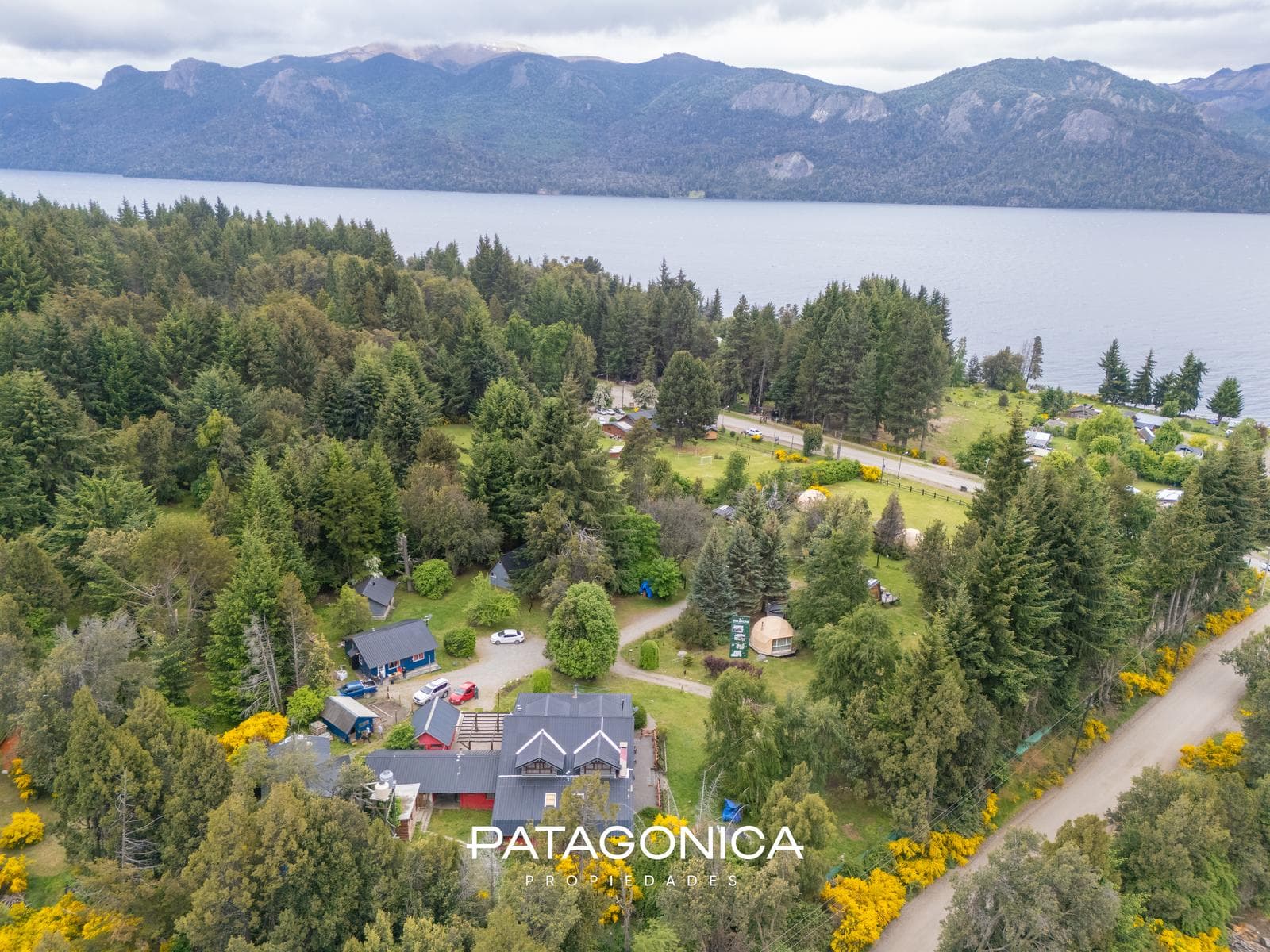 Hotel en Villa Traful - 1