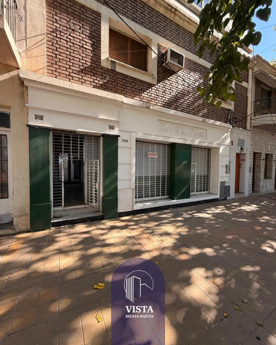 Local centrico en venta - 1