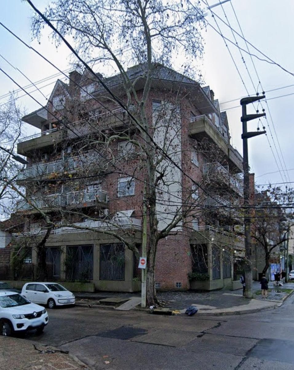 Departamento 2 Ambientes en alquiler en Adrogue con pileta - 1