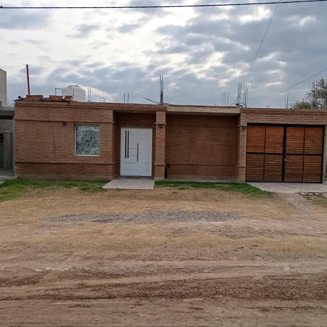 Casa en Villa Dolores - Barrio Villa Unión - 1