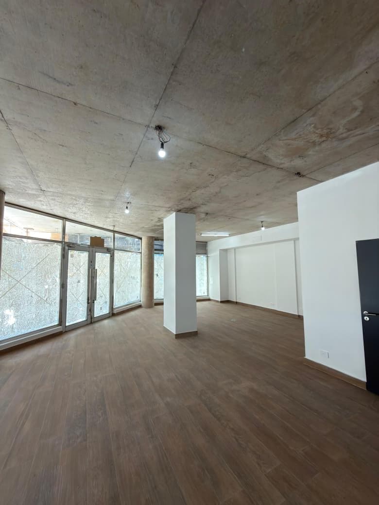 LOCAL EN BELGRANO - 1