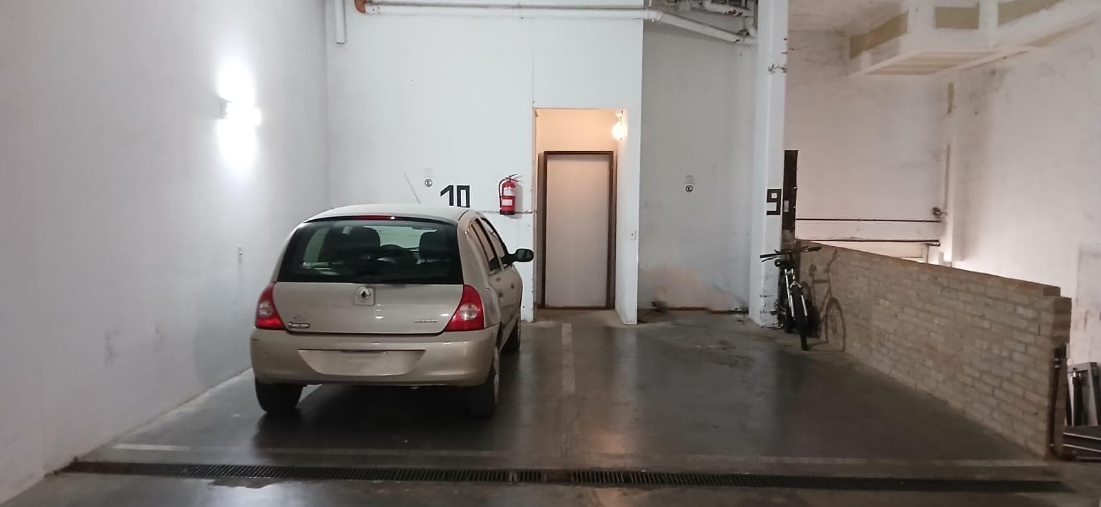 COCHERA DOBLE VENTA LOURDES ROSARIO - 1