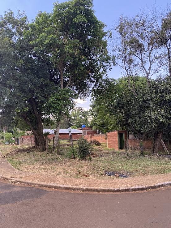 Terreno en Garupa sobre calle Santa Ines esquina Benigno Cardozo - 1