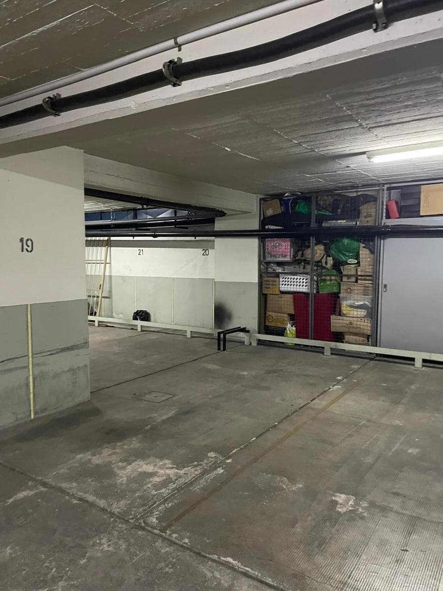 Venta Cochera fija cubierta con Baulera 1er.ss.ss zona Tribunales - 1