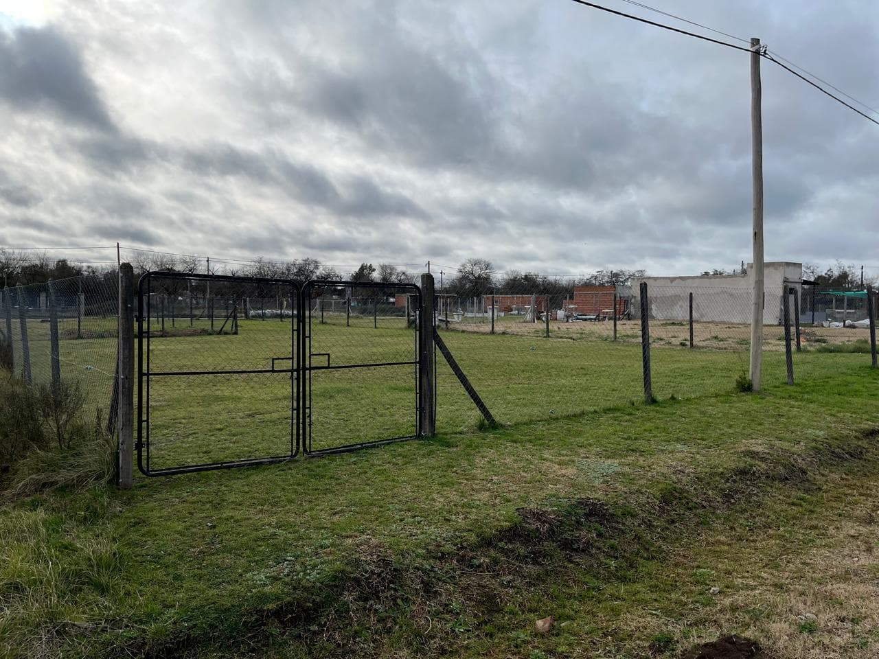 Terreno en venta - 250Mts2 - Los Fresnos, Arturo Seguí - 1