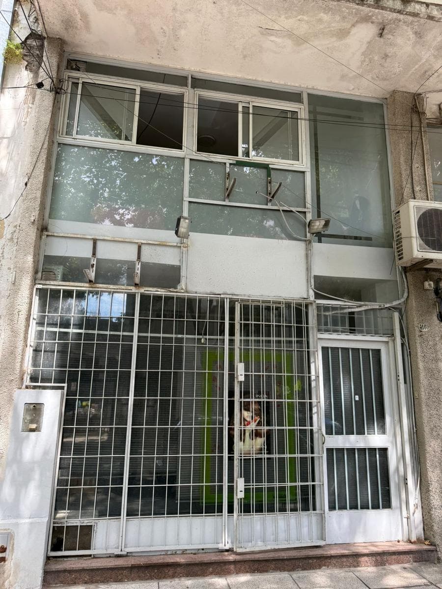 venta Local con monoambiente 2 baños 2 ingresos! oportunidad Saavedra - 1