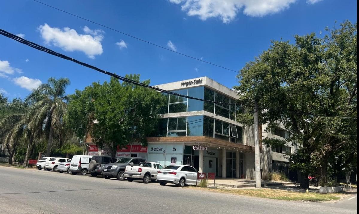 Venta Oficina en Buena Vista Funes - 1