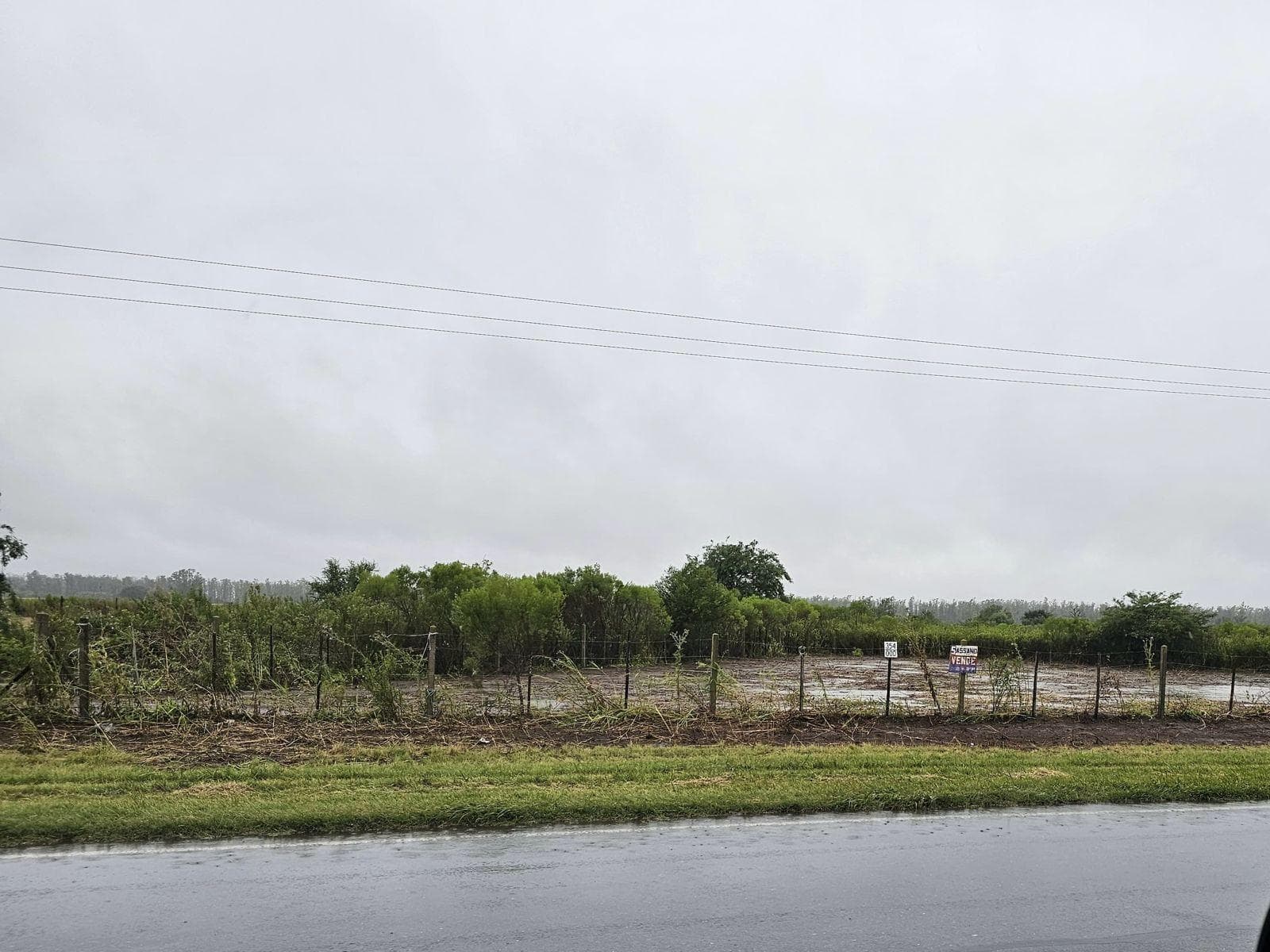 Terreno en Venta en Oliveros 1386M2 - 1