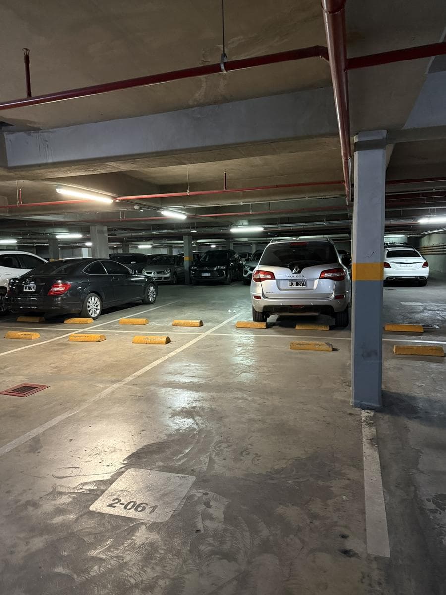 Venta cochera Alto Panorama GNI - Seguridad 24hs - 1