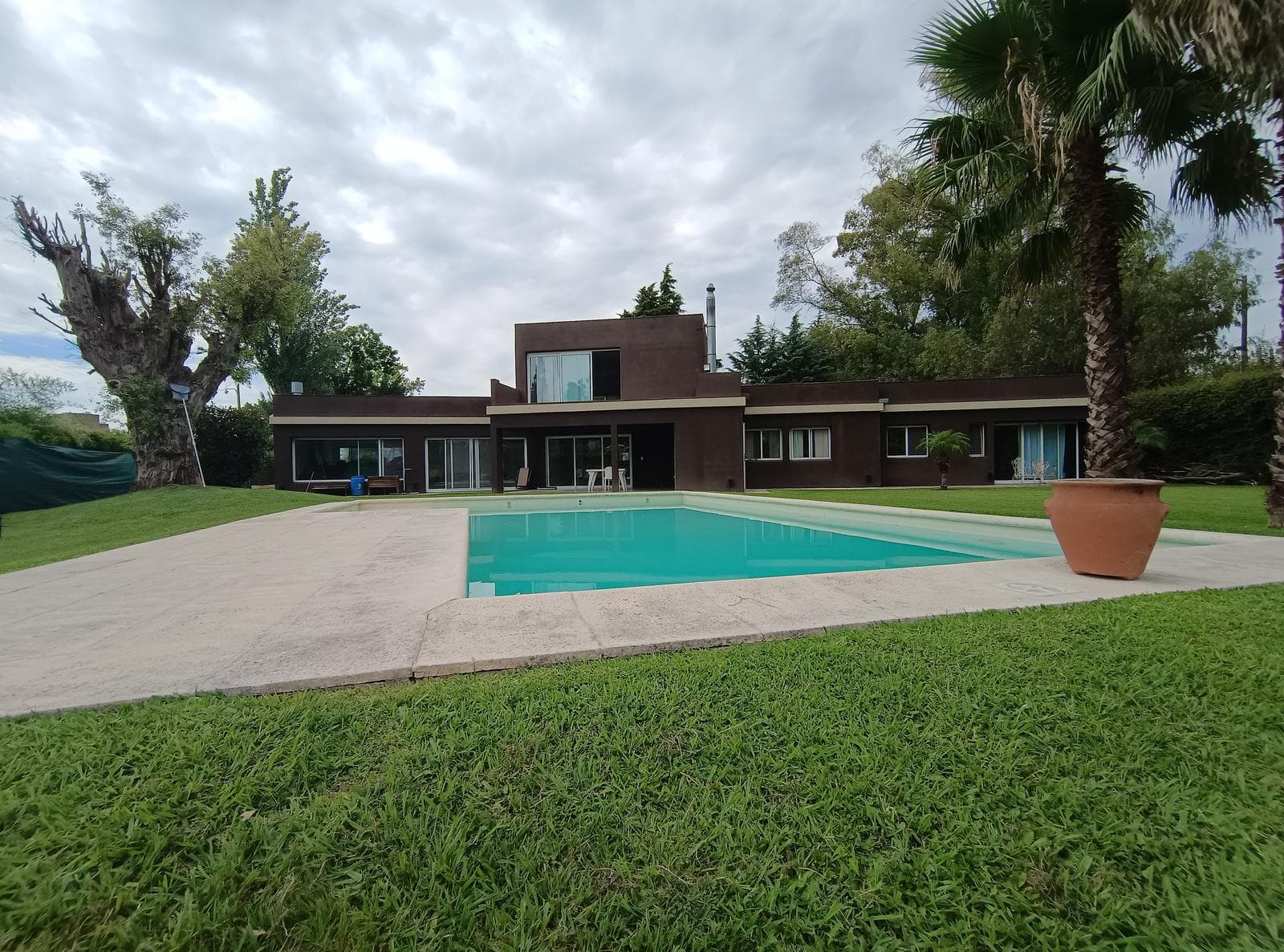 Casa en Barrio Cerrado "El Zozal en Pilar | 4 Dormitorios | Lote 1.800 m² con Piscina - 1