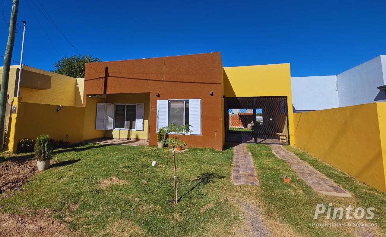 Casa nueva sobre calle Sourigues. Excelente oportunidad. SAN JOSE. - 1