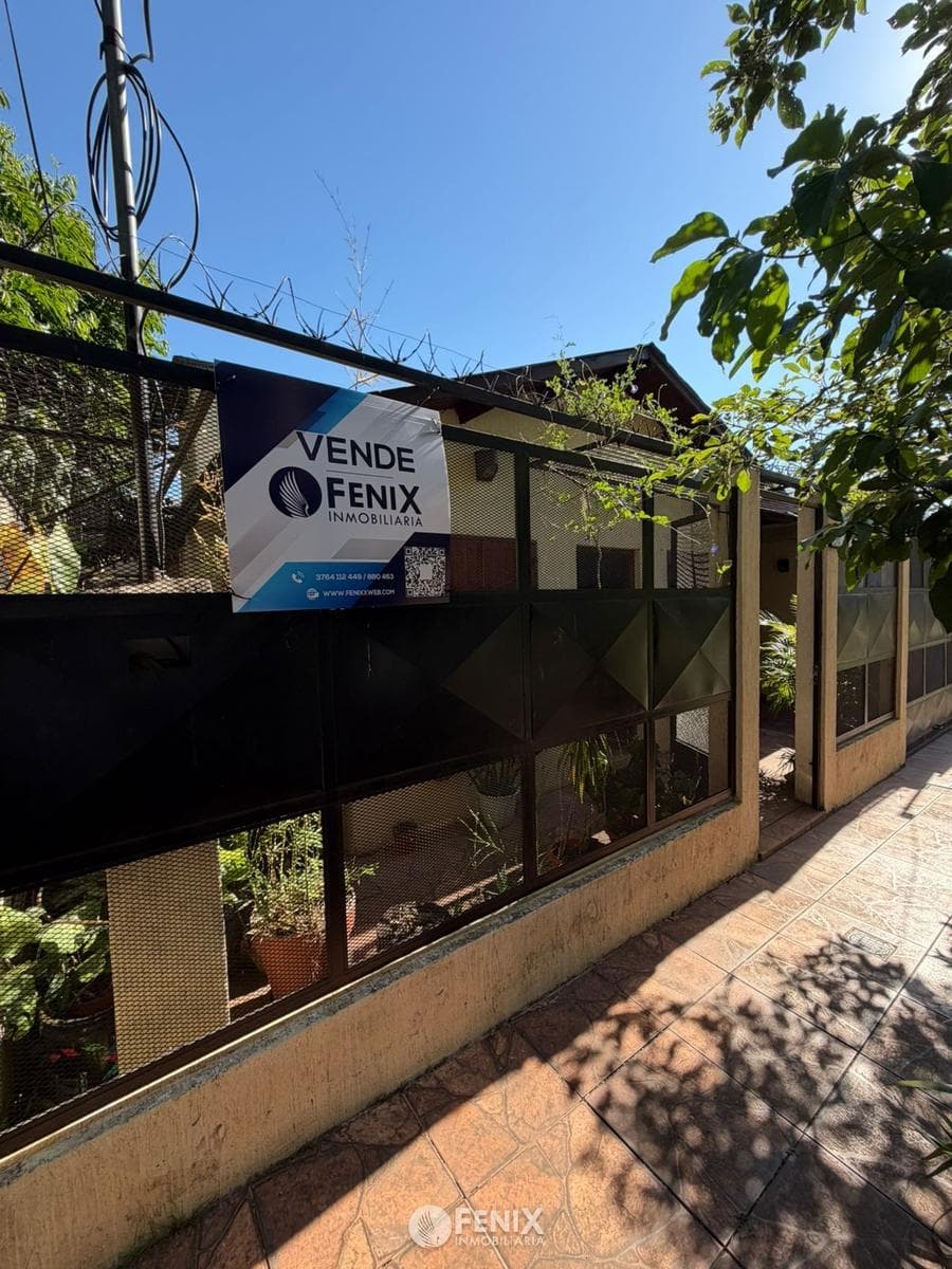 CF1349 - CASA EN VENTA - 3 DORMITORIOS - AV. ARECO Y CENTENARIO - 1