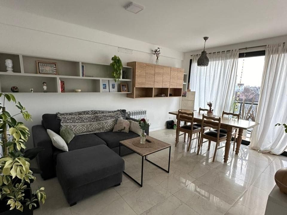 Departamento en Salta 4000 de dos ambientes con balcón y cochera - 1