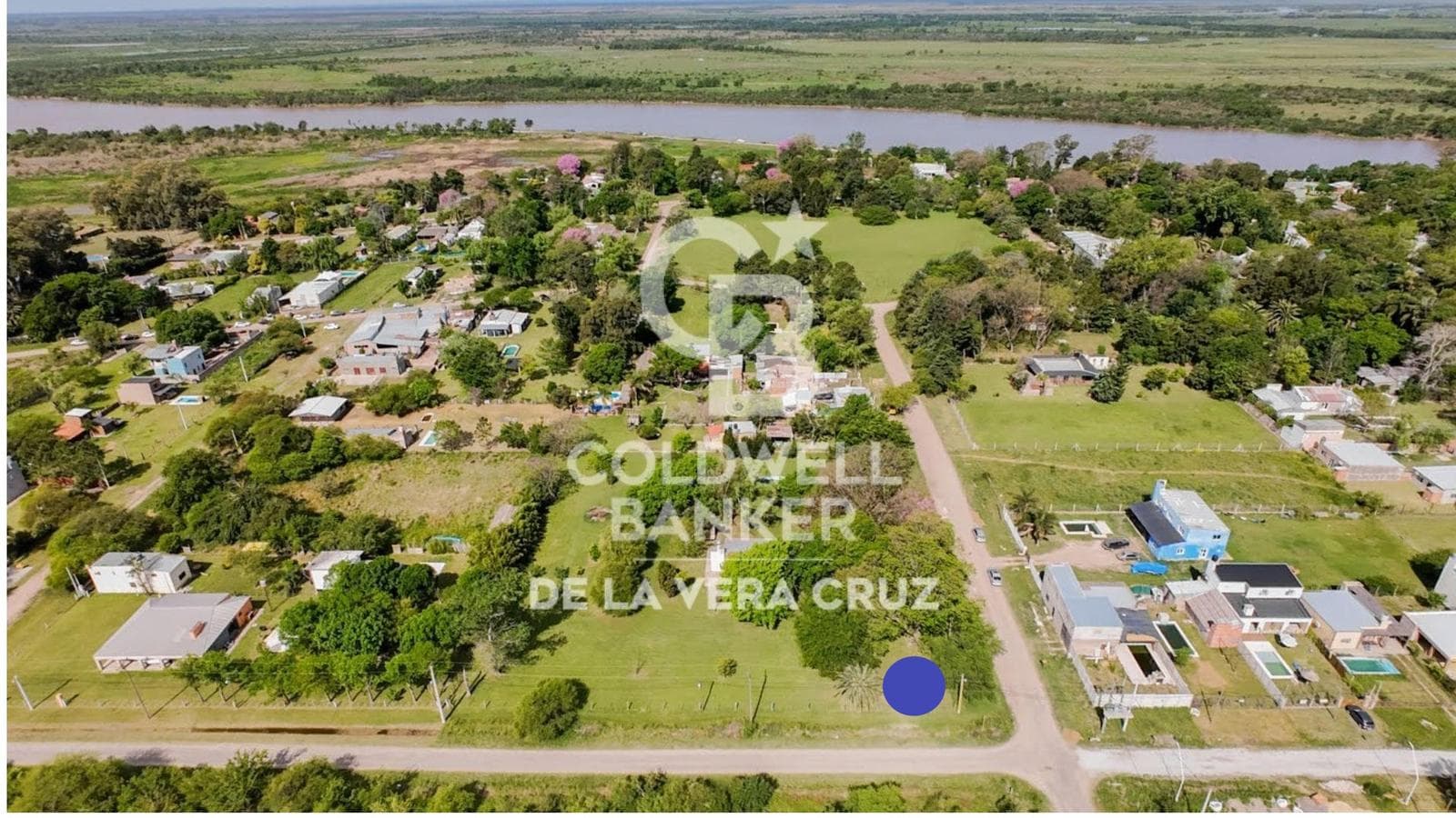 Quinta sobre gran terreno arbolado - 1