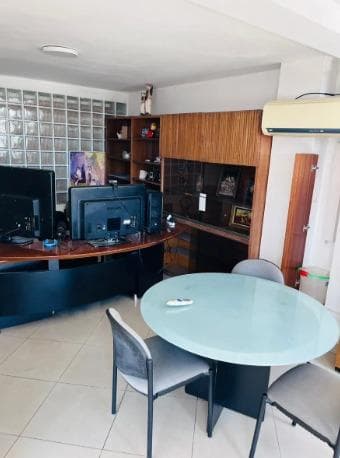 Oficina en Alquiler - 3 ambientes 1 baño - Congreso - 1