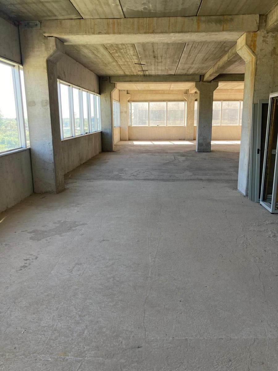 Oficina en Alquiler en Parque Empresario Aeropuerto PEA - 266m2 - 1