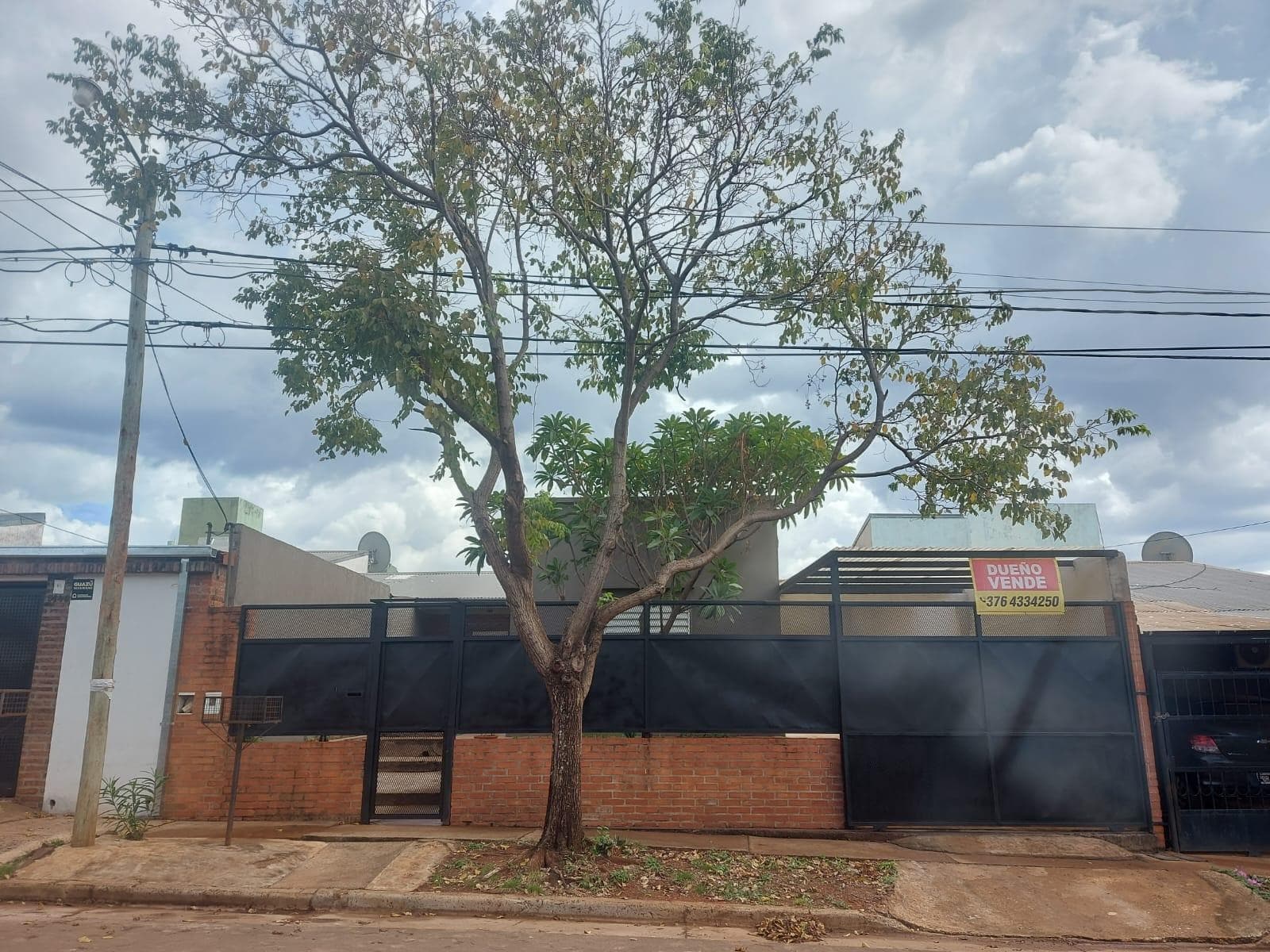 Casa con piscina y amplio jardìn - 1