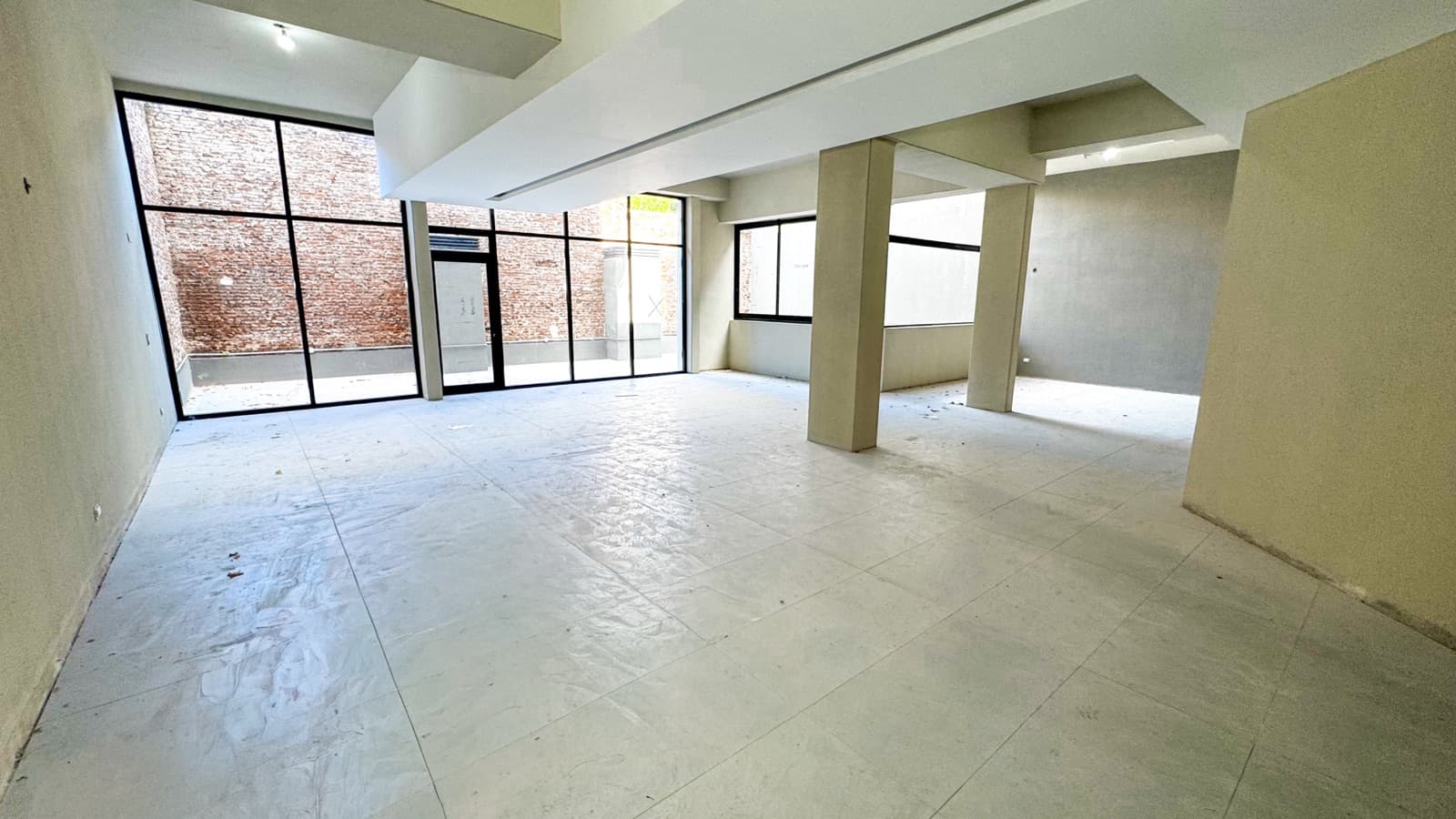 Local en Pichincha - 1