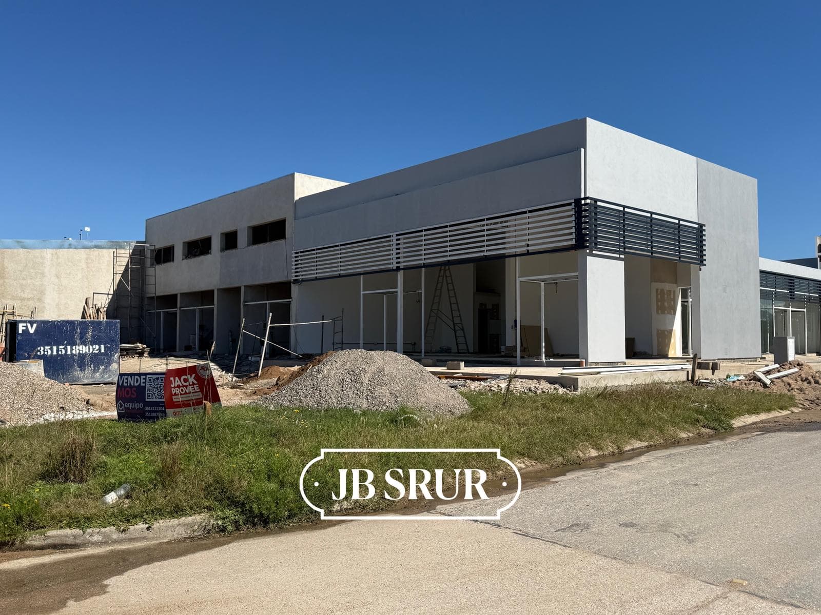 Local comercial en venta en Docta Boulevard - 1