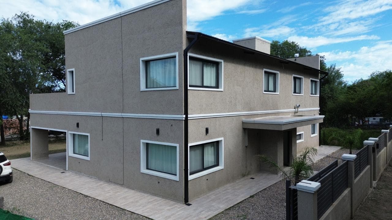 ¡CASA EN VENTA! EN ENTORNO TRANQUILO| Bº VILLA STRADA| SANTA ROSA DE CALAMUCHITA - 1