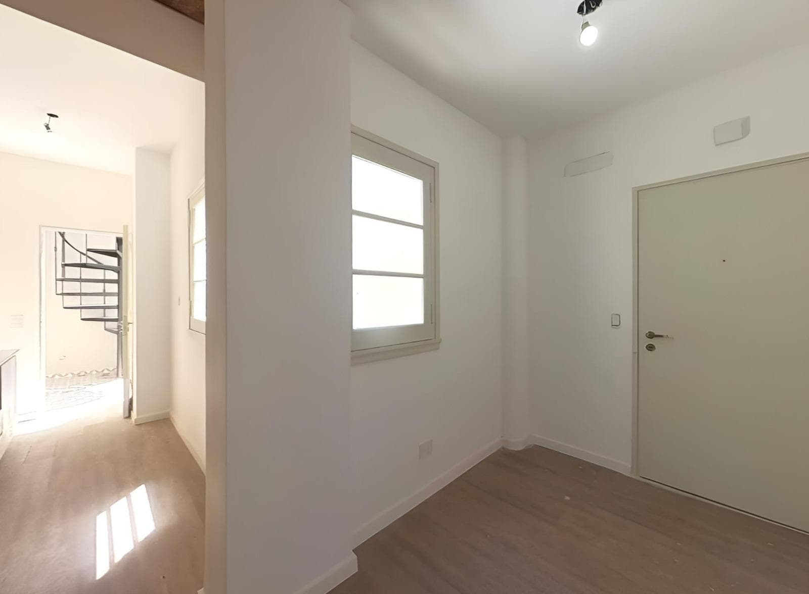 PH Apto Credito! 4 ambientes Primer Piso. c/baños, patio y Terraza .Bajas Expensas. u$s 230.000 - 1