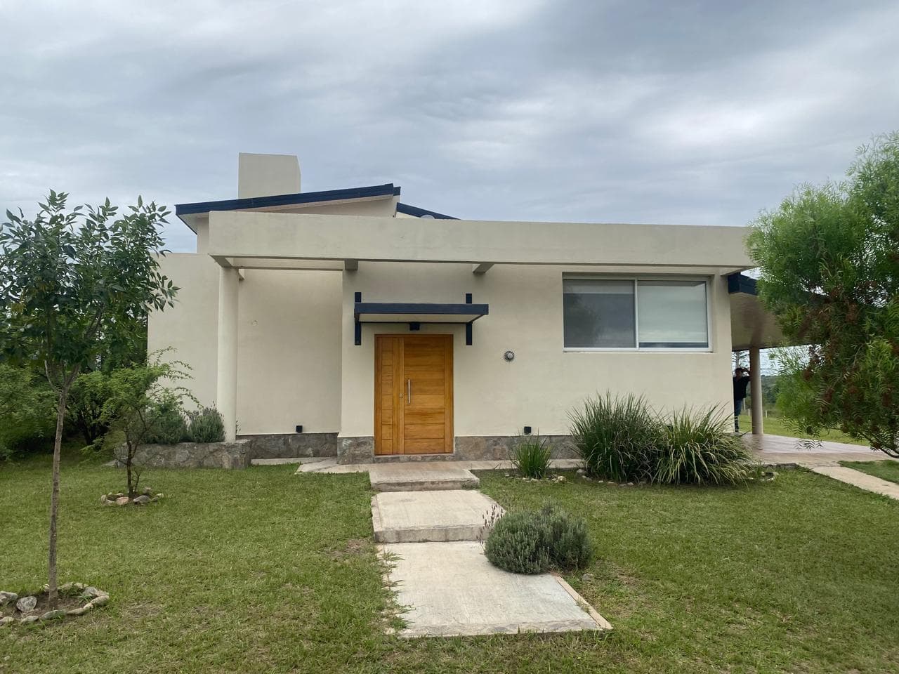 EXCLUSIVA PROPIEDAD A METROS DEL RIO|POSTA CARRETA| SANTA ROSA DE CALAMUCHITA - 1