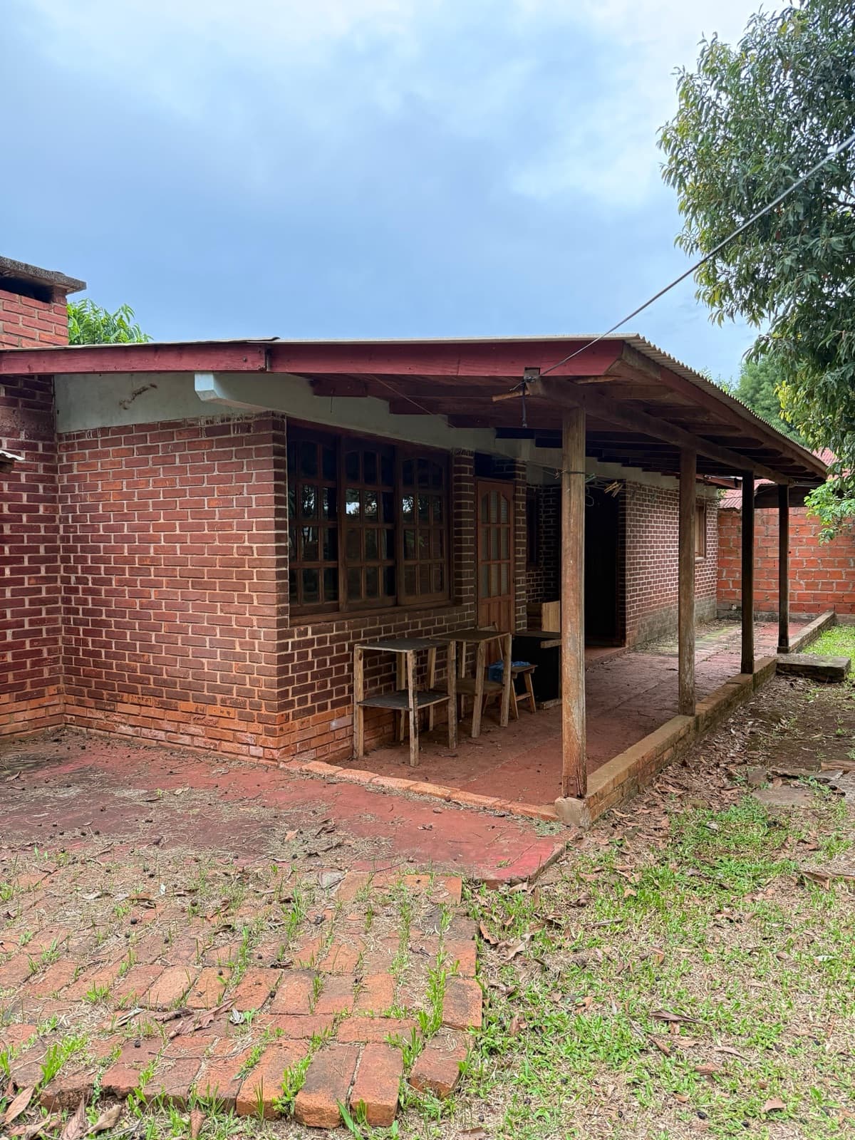 Casa en venta e la ciudad de Montecarlo, OPORTUNIDAD IMPERDIBLE - 1