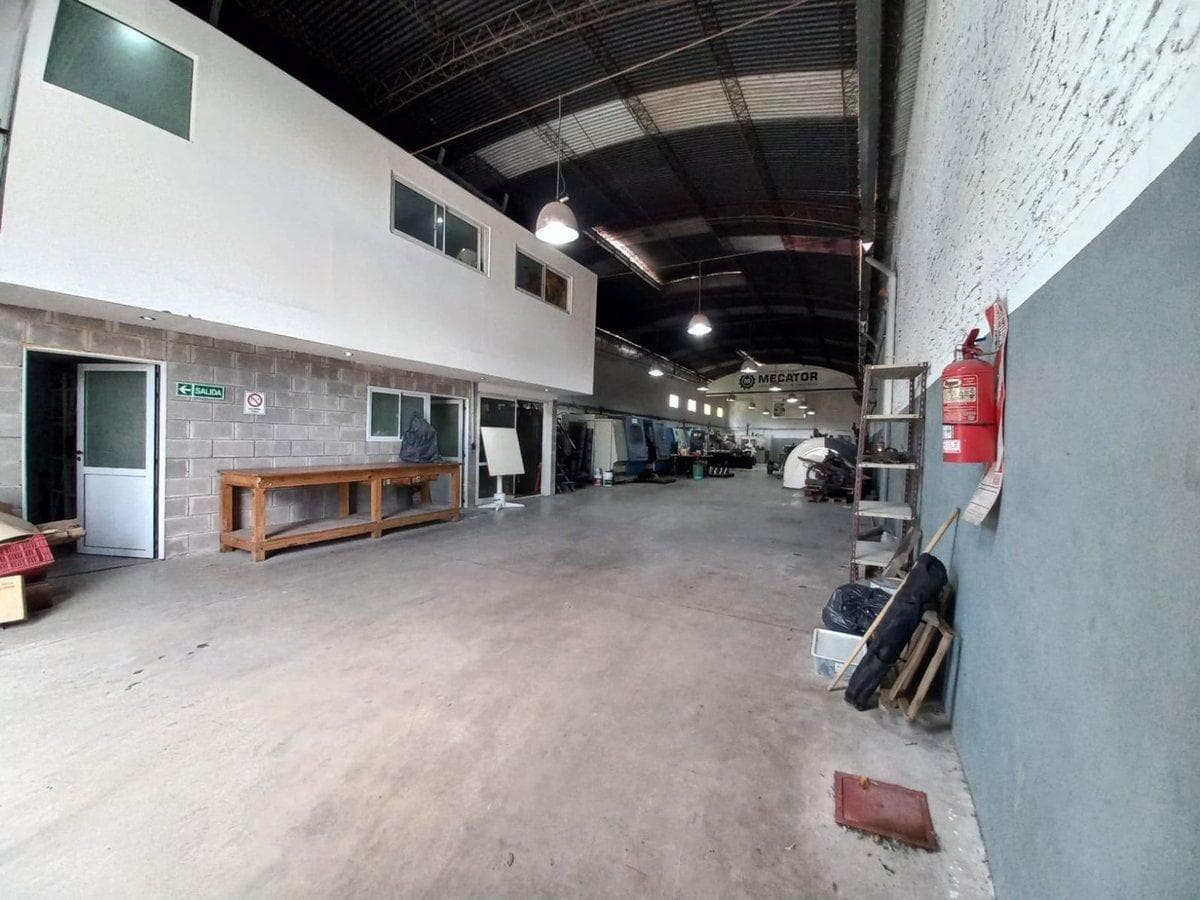 VENTA GALPÓN MONTE CHINGOLO - 1