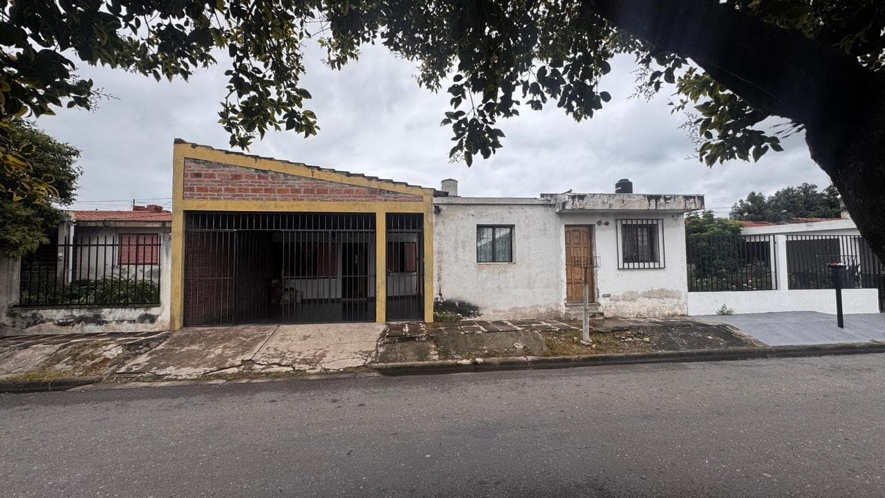 Casa 3 dormitorios venta Ciudad del Milagro - 1