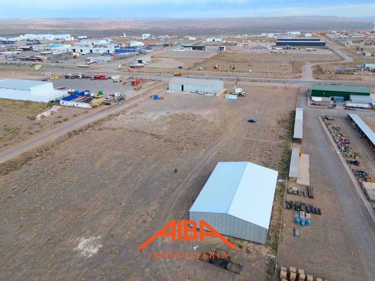 Alquilo galpón en Parque Industrial Añelo - 1