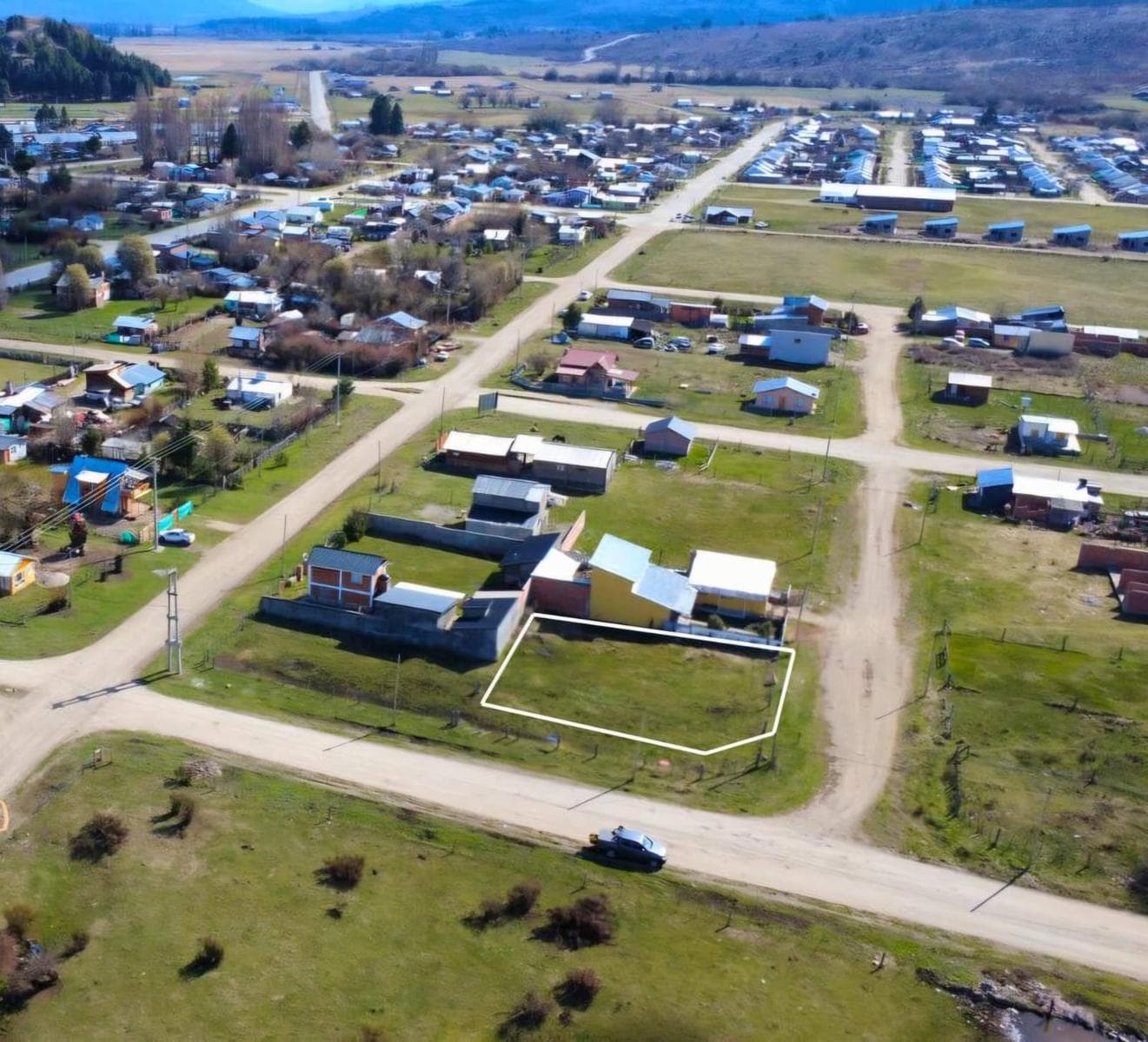 Lotes de 280 m2 en el centro de Cholila (SO-86) - 1