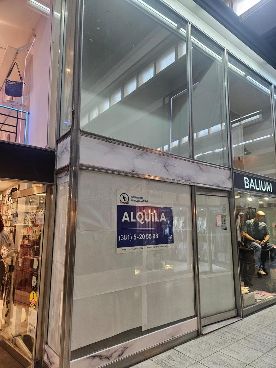 Importante Local Comercial Galería Gran Vía!!! - 1