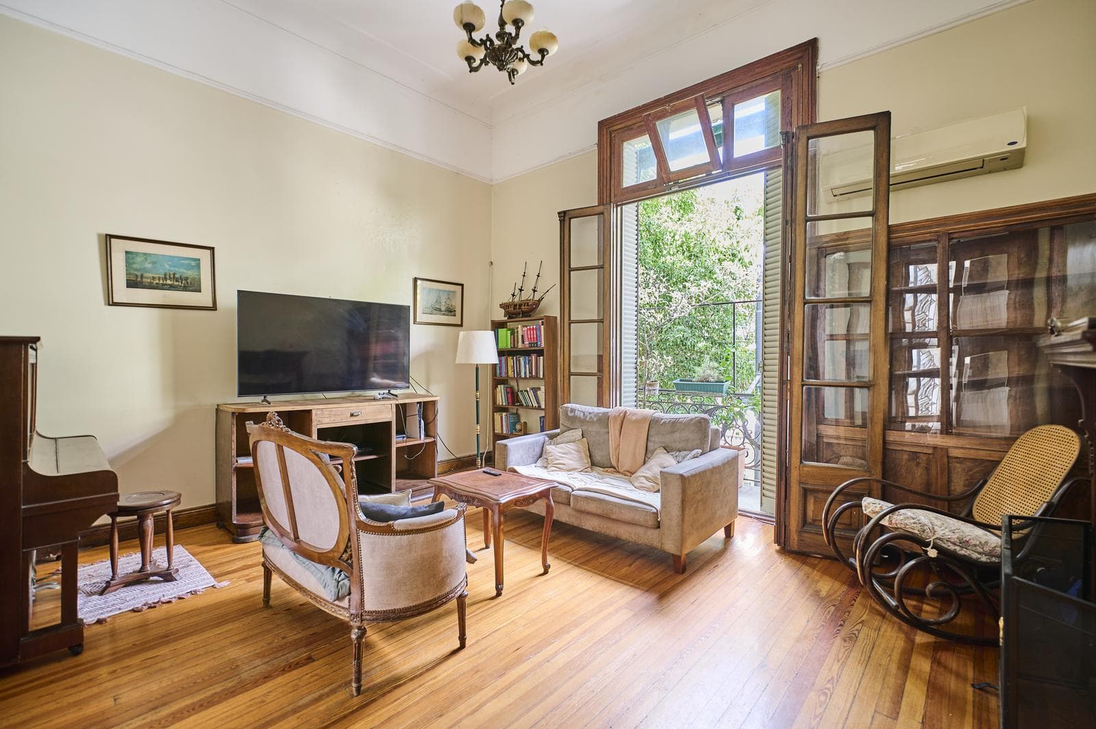 VENTA PH 4 ambientes con quincho y terraza propia en Balvanera - 1