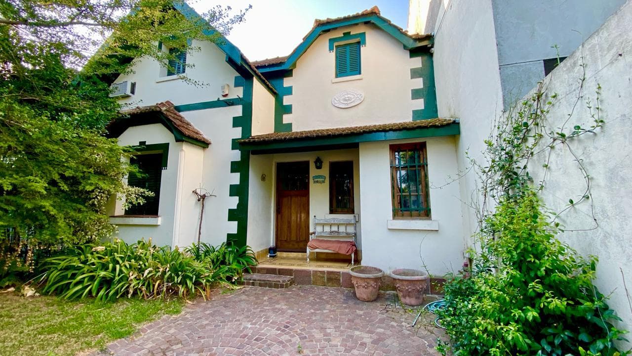 Casa en La Lucila - 1