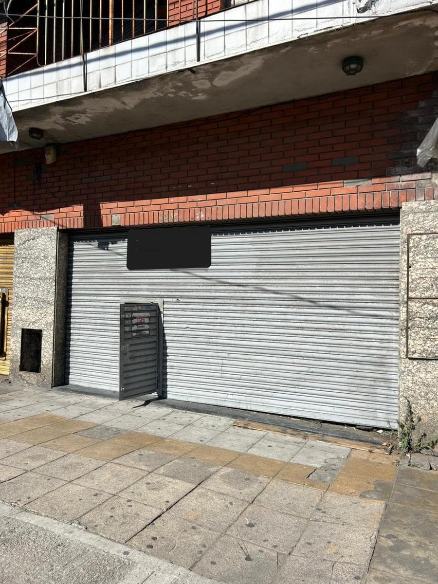 Local sobre Camino en alquiler Wilde - 1