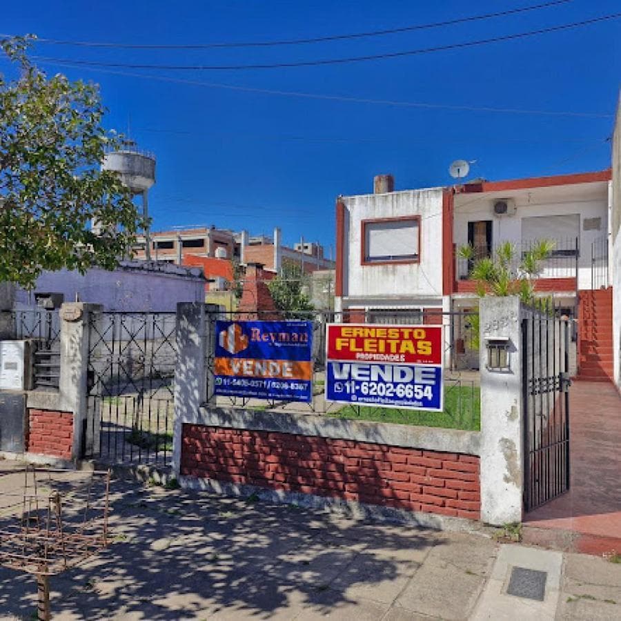 Venta 2 casas sobre lote propio de 10x26.6 - 1