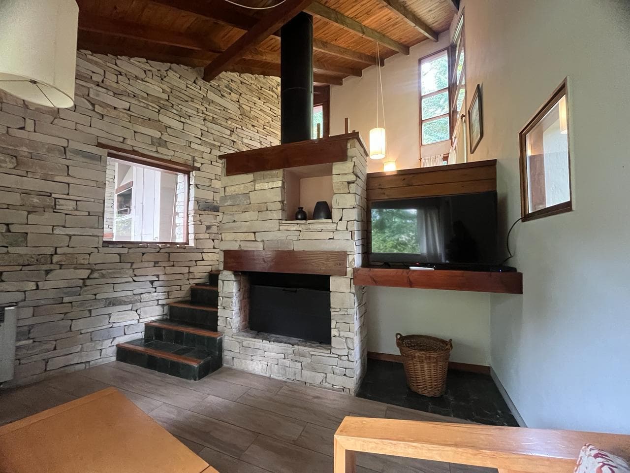 ALQUILER - Casa amplia 3 ambientes amoblada y equipada Alto Manzano, Villa la Angostura - 1